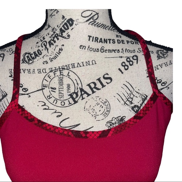 Lululemon Power Y Tank Cranberry Size 8 Athleisure - Picture 11 of 16